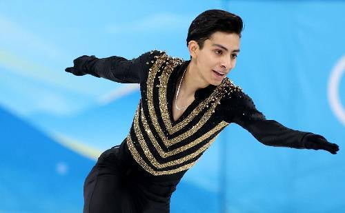 Video: El mexicano Donovan Carrillo pasa a la final de patinaje artístico en Beijing 2022